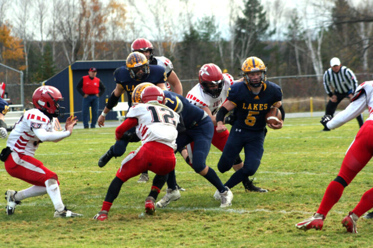 Lakes football grounds Jets in regional semifinal